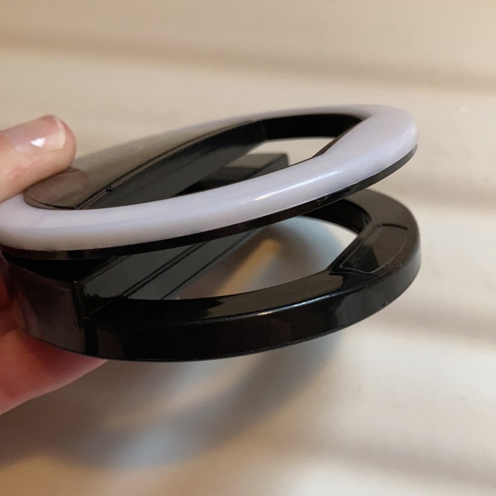 LED Selfie Light - Picture 6 of 6